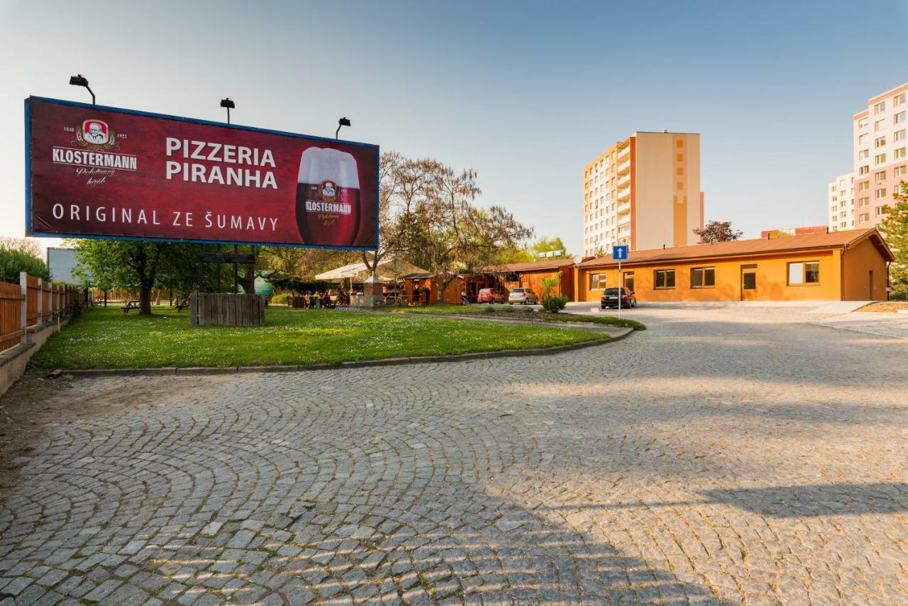 Penzion Piranha Мельник Экстерьер фото